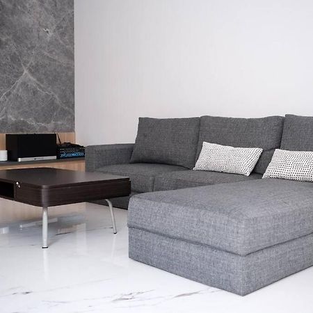 Villa 55 With Pool, Karaoke And Rooftop Bogor Ngoại thất bức ảnh